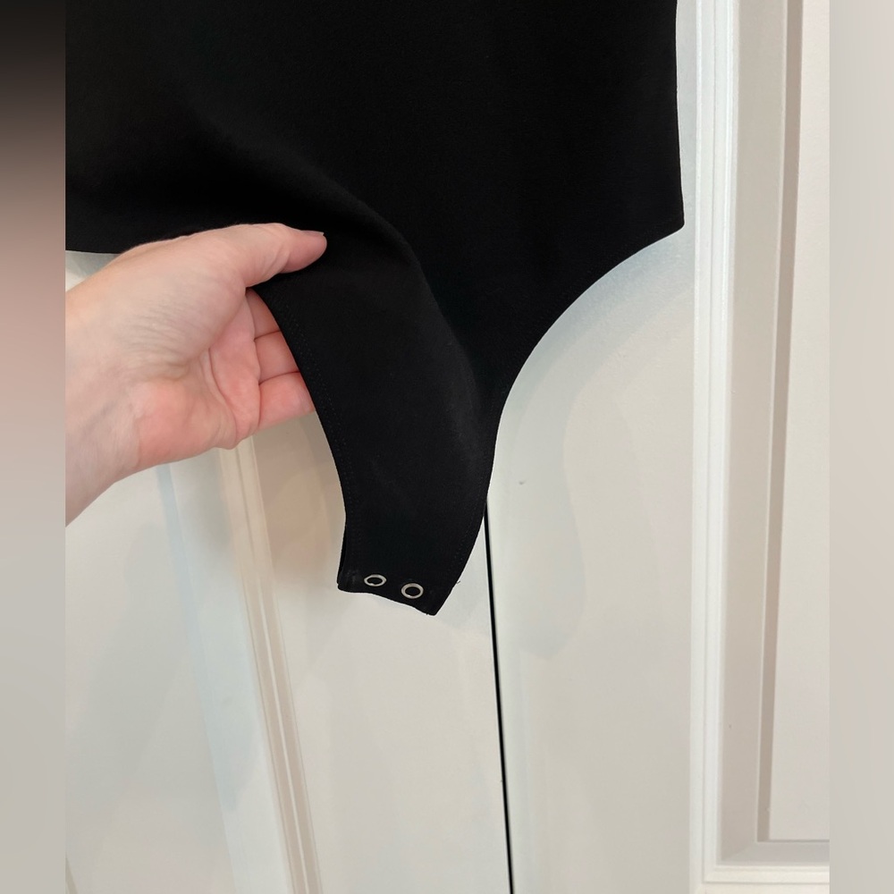 Express Black Women's Bodysuit - Picture 2 of 7